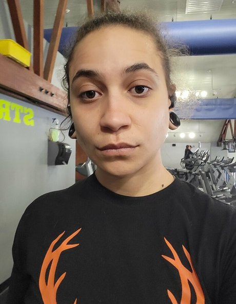 Emm Loomis Nackt auf OnlyFans Leak