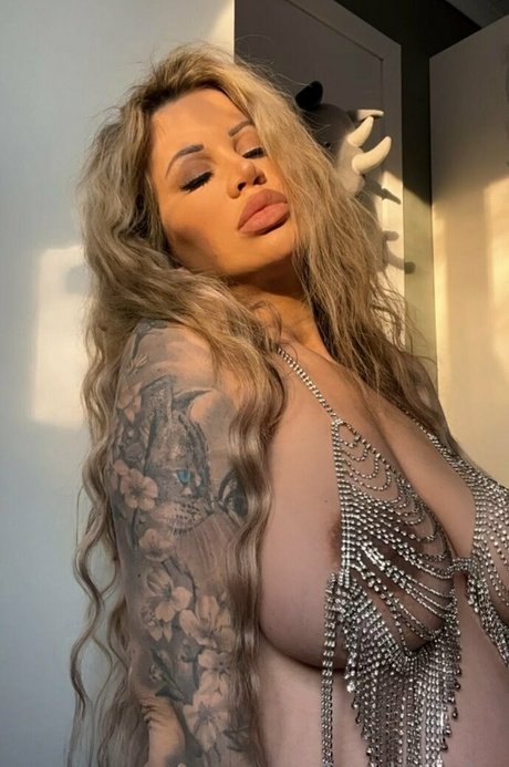 sandrareichefree NurlyFans-Pornos