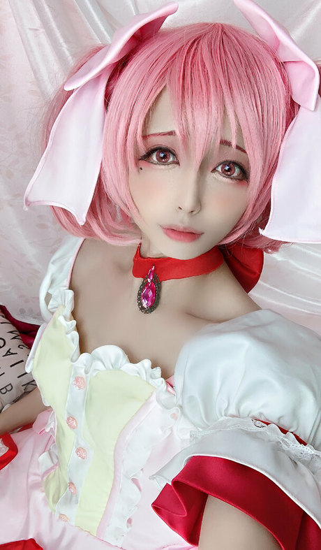 cosplayers momodayo Model OnlyFans Foto