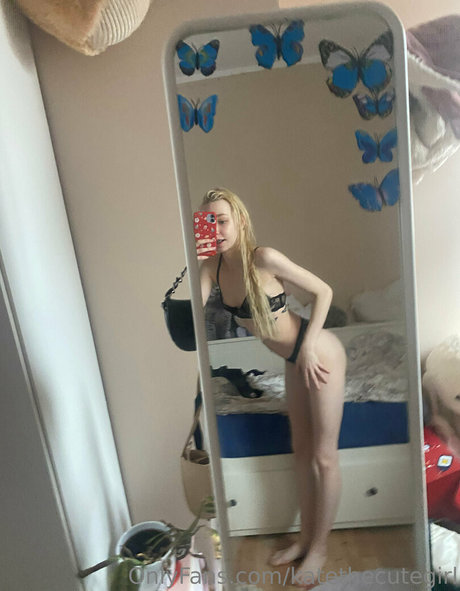 katethecutegirl OnlyFans Model Bilder