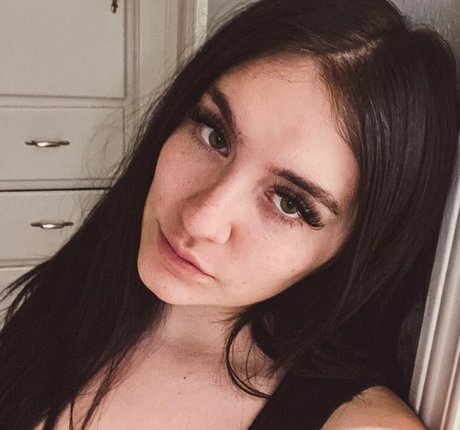 MapleDivine OnlyFans Nacktbilder