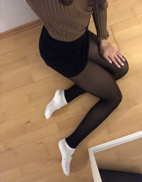 sarahs socks OnlyFans Leak