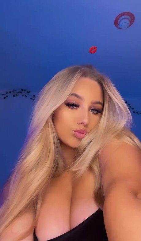 Gracie M Nackt auf OnlyFans