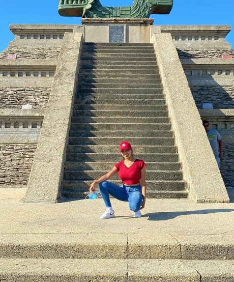 Karen Garcia OnlyFans-Model