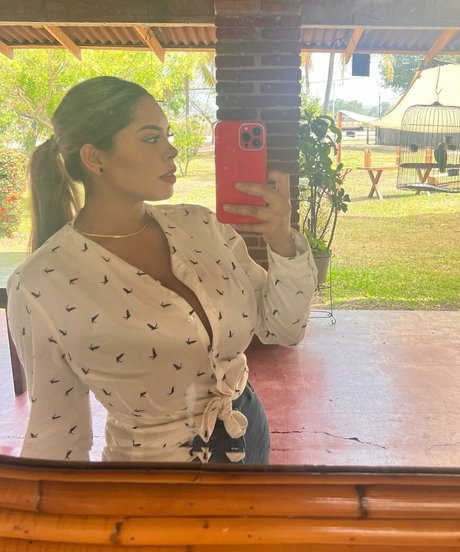 Karen Garcia Nacktbilder geleakt OnlyFans