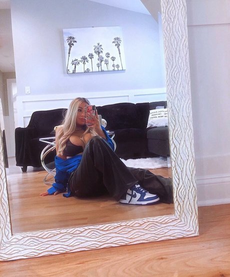 Tatiana Gianacopoulos OnlyFans geleakter Pornografie