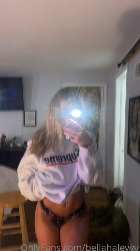 bellahaleyyy OnlyFans Star