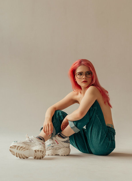 Di Simon OnlyFans-Bilder