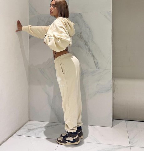 Nika Higashionna Nackt auf OnlyFans Leak