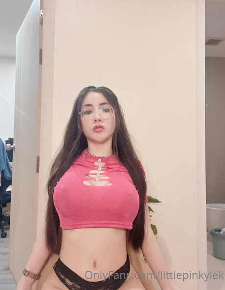 littlepinkylek OnlyFans Leaks