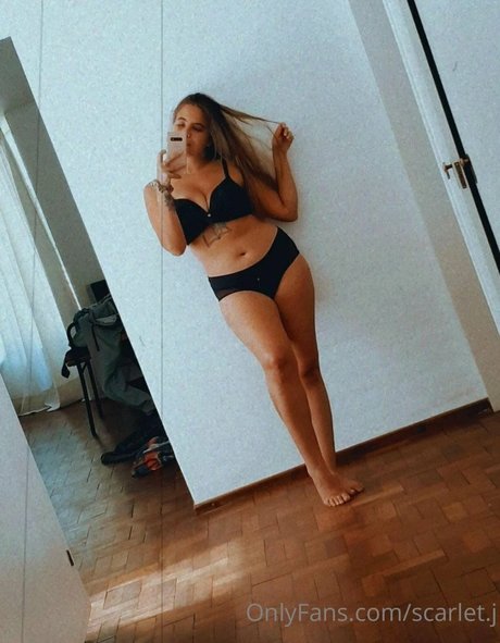 Scarlet Jo Nackt auf OnlyFans