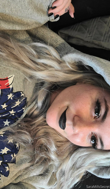 Sara Mills NSFW OnlyFans