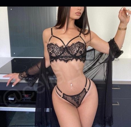 Celia Ricci OnlyFans explizite Inhalte