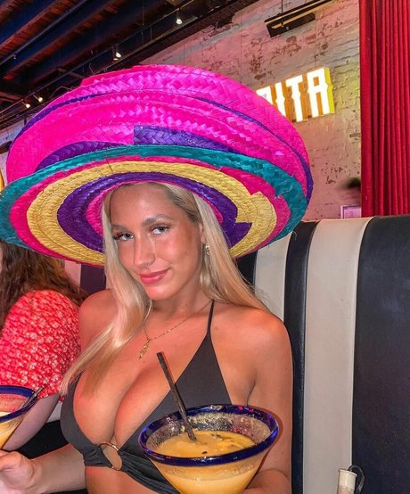 Ariel D Geleakte OnlyFans-Inhalte