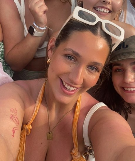 Ariel D Nacktbilder OnlyFans geleakt