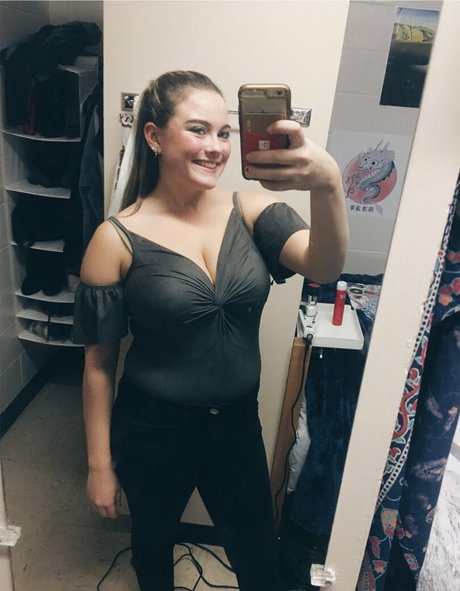 Olivia H Leak von OnlyFans