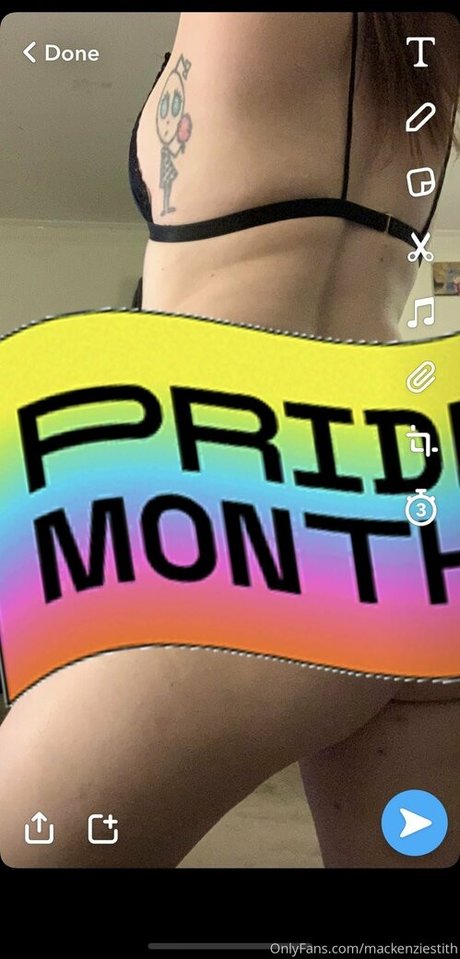 mackenziestith Titten OnlyFans