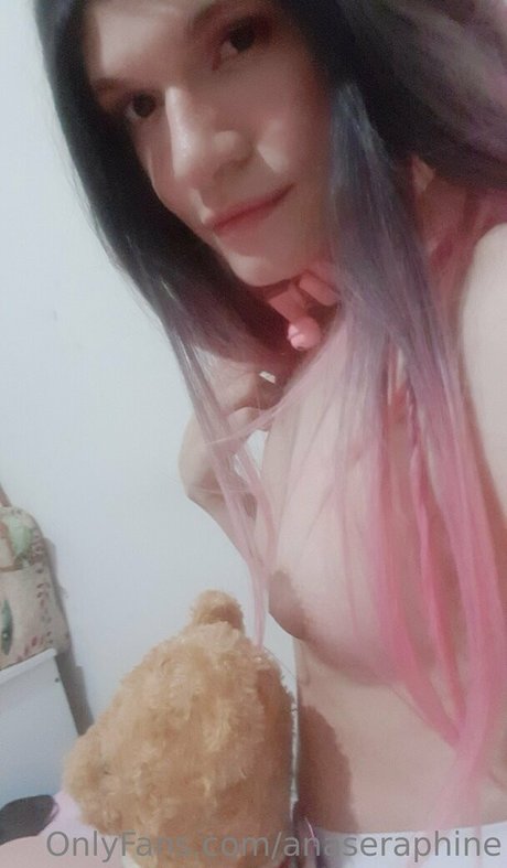 anaseraphine OnlyFans Leak