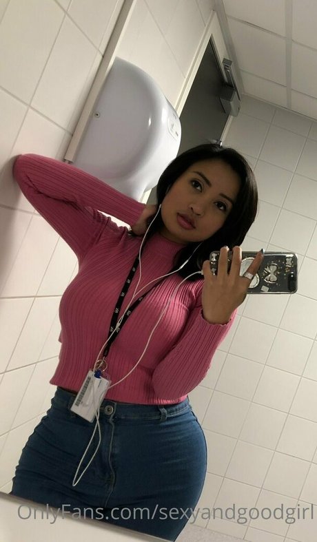 sexyandgoodgirl OnlyFans-Leak