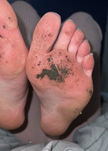 Queen Sarah OnlyFans kostenlos geleakt