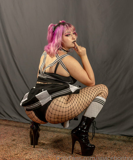 spacebootyy OnlyFans Porn
