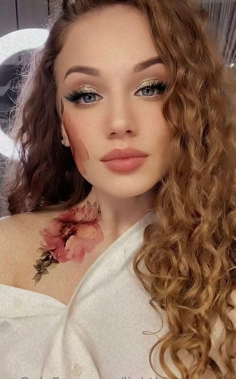 lightbluenebula OnlyFans Joi