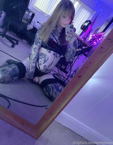 emilypiexo OnlyFans-Creator