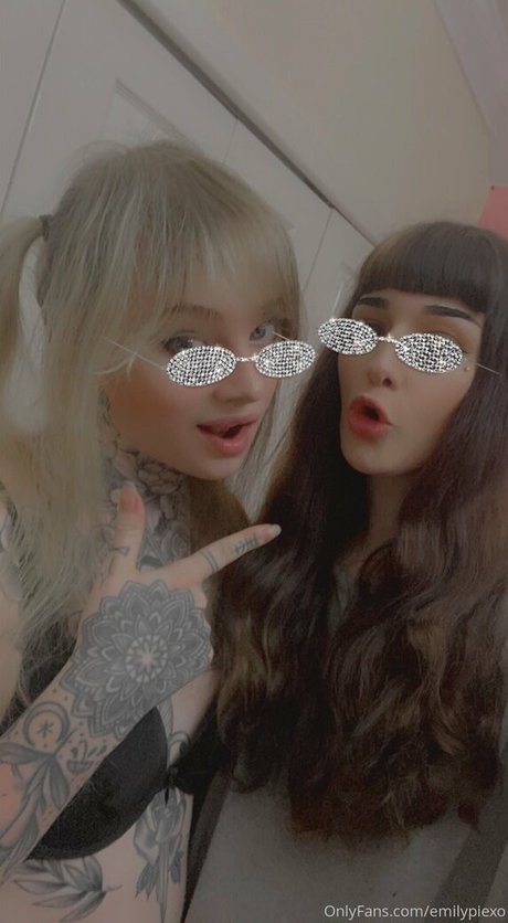 emilypiexo OnlyFans