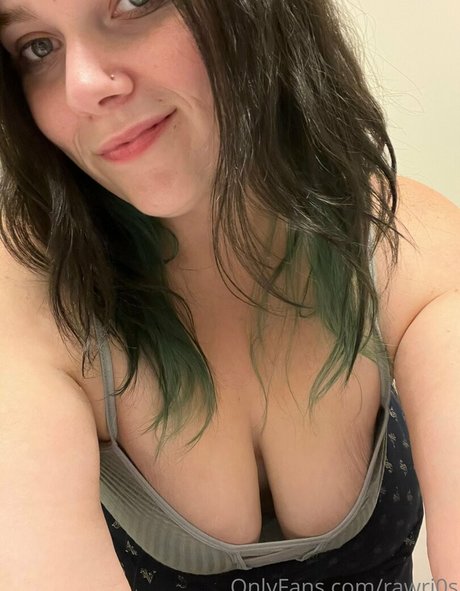 rawri0s Neue geleakte OnlyFans-Inhalte