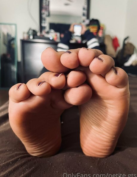 petite gts Nacktbilder von OnlyFans geleakt