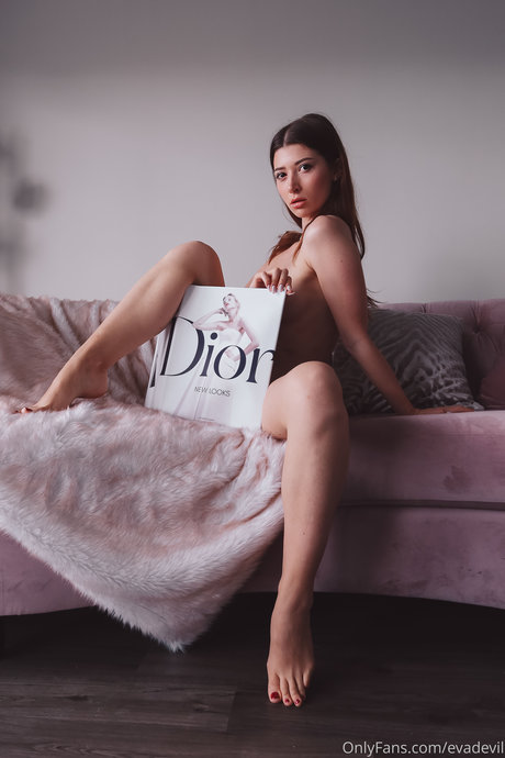 EvaDeVil OnlyFans Bilder nackt