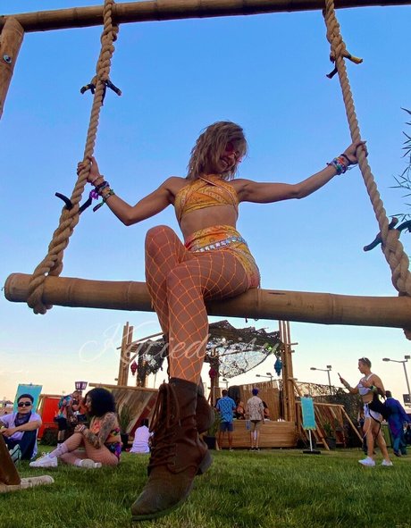 Katiedaisy OnlyFans-Bilder