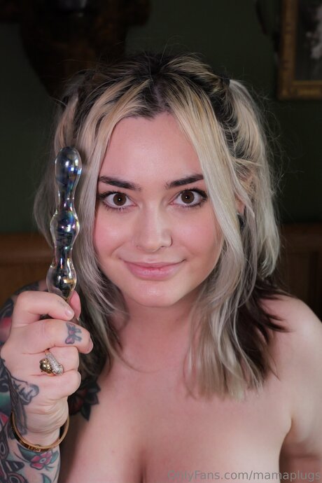 Mamaplugs OnlyFans kostenlos