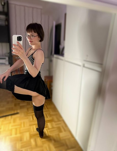 elin sexy1 OnlyFans Nacktbilder