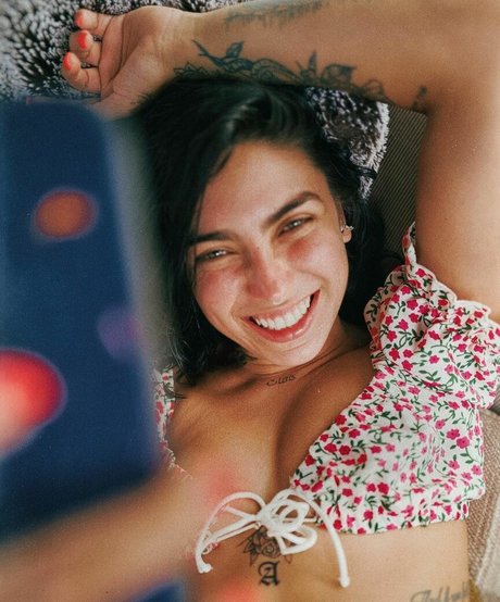 Ohrangutang Sex auf OnlyFans