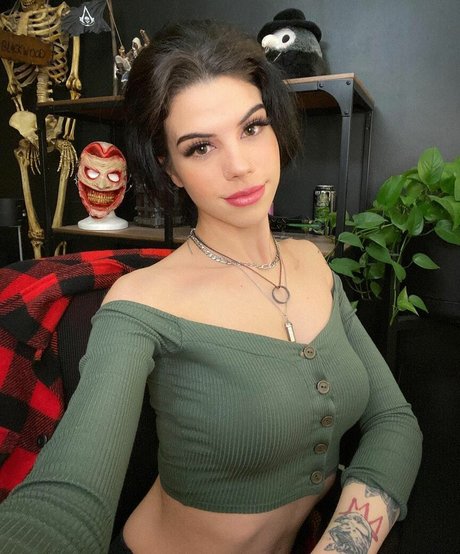 ellathrasher Nackt auf OnlyFans