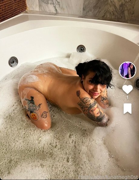 lunagh0ul Nacktbilder geleakt