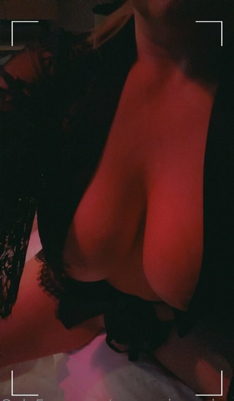 norwegian prime Nacktbilder von OnlyFans geleakt