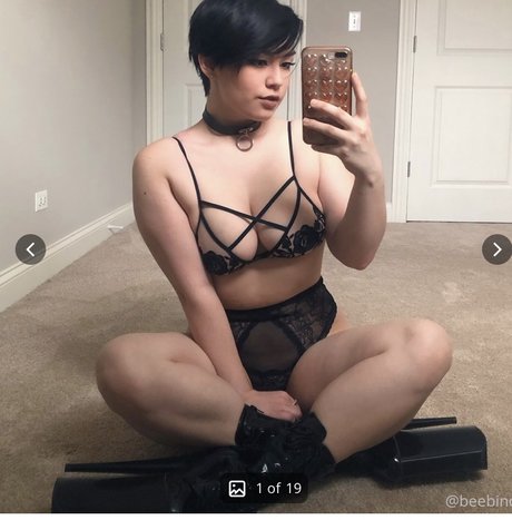 Beebinch_ Nackt OnlyFans