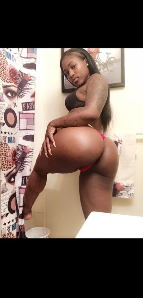 DimeBeracky Nackt auf OnlyFans