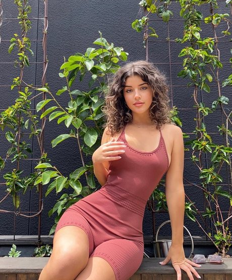 Zoe Gara OnlyFans Beiträge