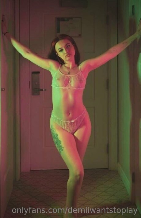 Demii Starr OnlyFans-Komplettinhalte