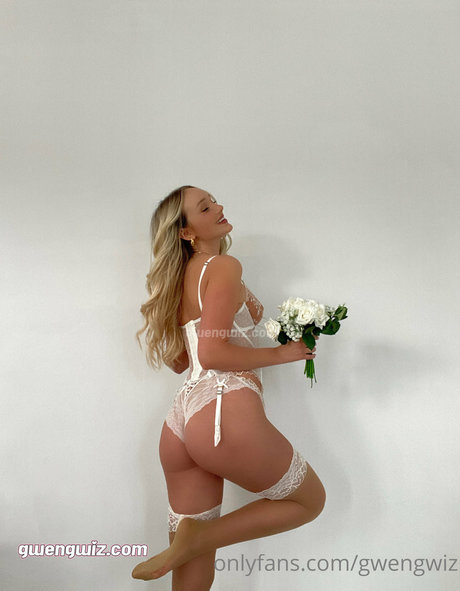 schwester onlyfans Kunstakt Shot