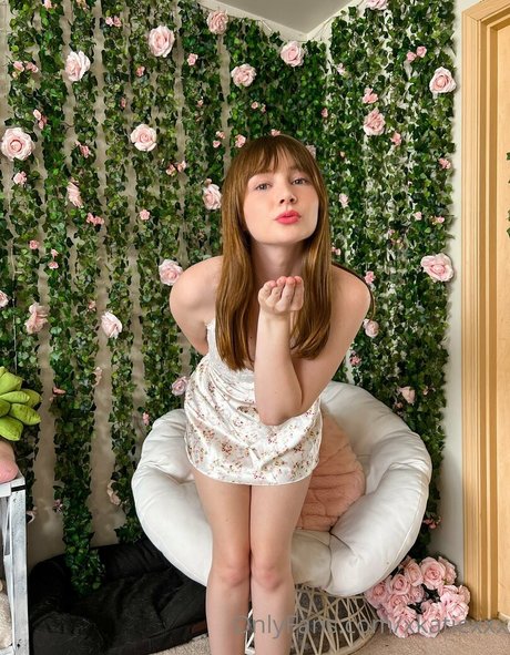 Xkatiexxx OnlyFans-Inhalte