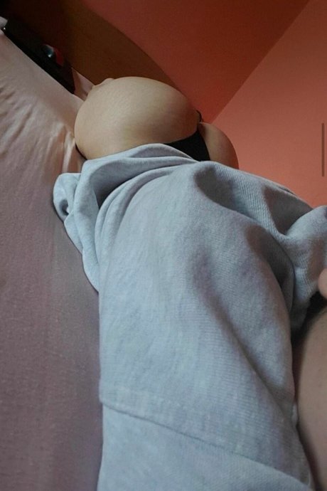 Madalina Mates Füße OnlyFans