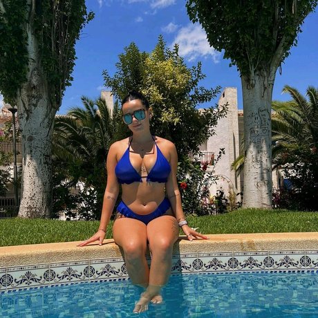 Justine slater Brüste OnlyFans