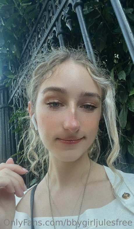 bbygirljulesfree OnlyFans-Leaks