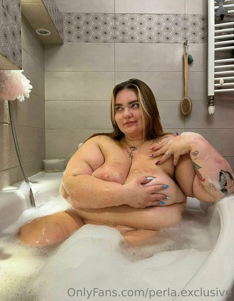 perla exclusive Nacktbilder OnlyFans geleakt