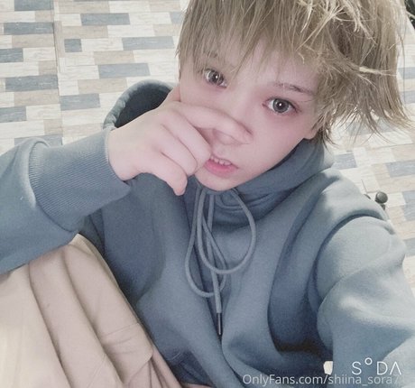 shiina sora712 OnlyFans nackte Brüste