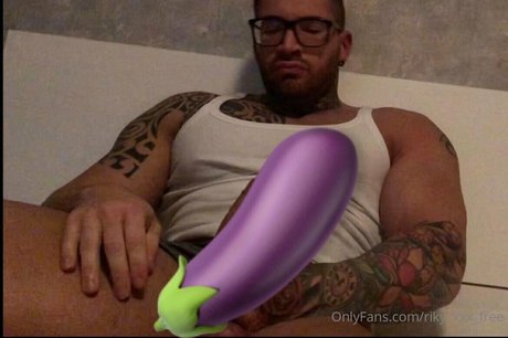 riky xxx free Leaks von OnlyFans